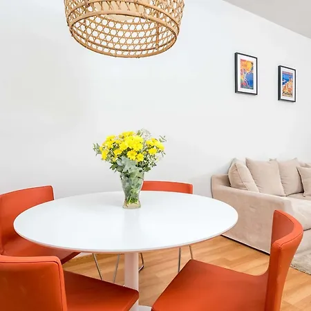 Apartment Lupa *