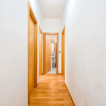 Lupa Apartment *
